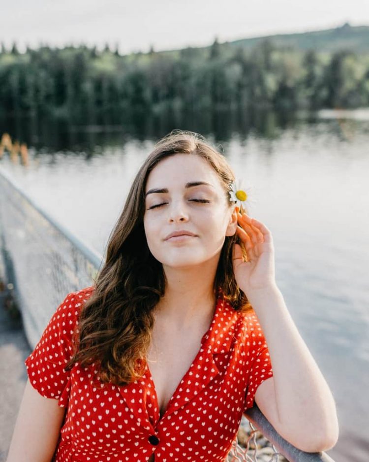 Marc Jacobs Daisy Perfume: 12 Of The Best woman with daisy