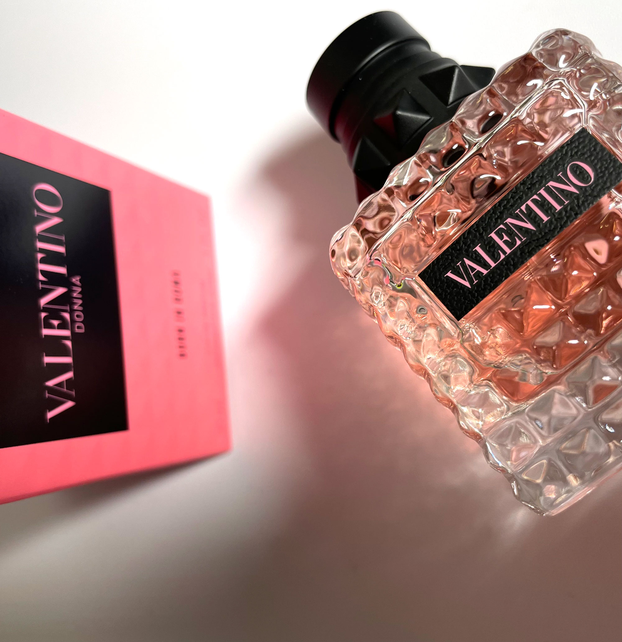 13 Best and Most Elegant Valentino Perfumes Valentino Donna Born in Roma