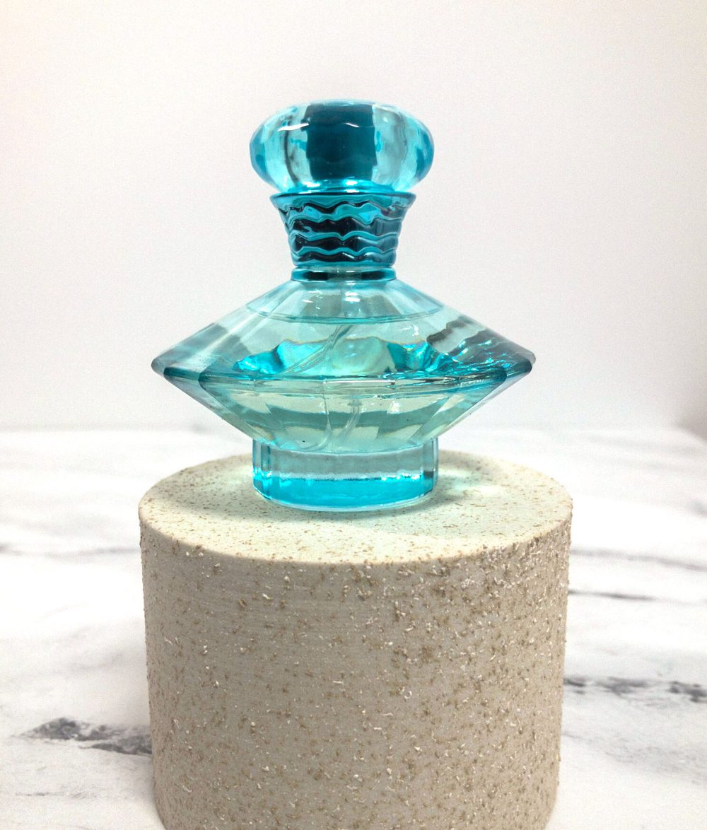 Britney Curious Perfume Review: Delicate, Feminine & Sexy Curious-Britney-Perfume-2