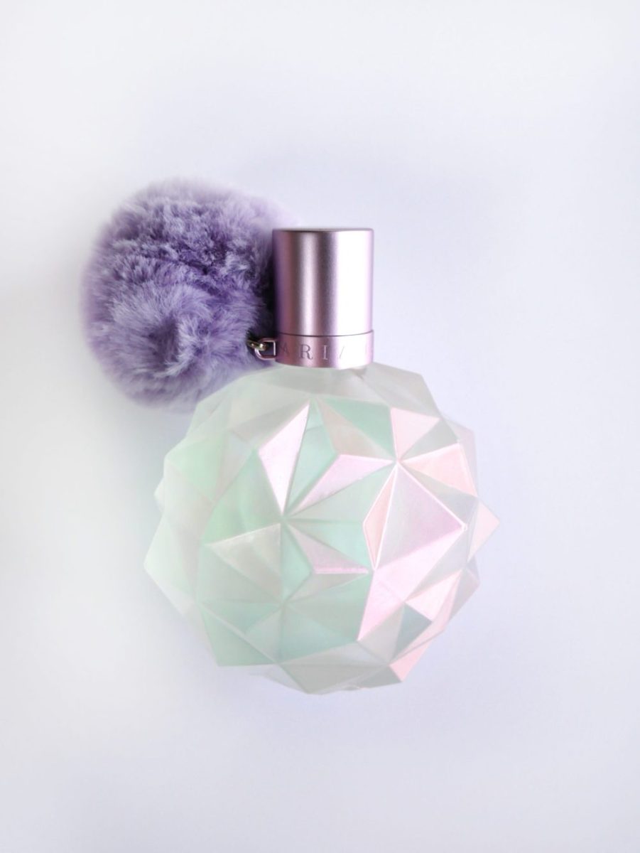 7 Best Ariana Grande Perfumes Reviewed Moonlight Ariana Grande Perfume