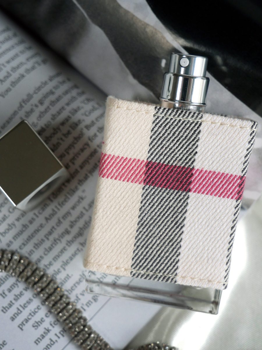 Burberry London for Women Review: A Great Everyday Perfume Burberry London 4
