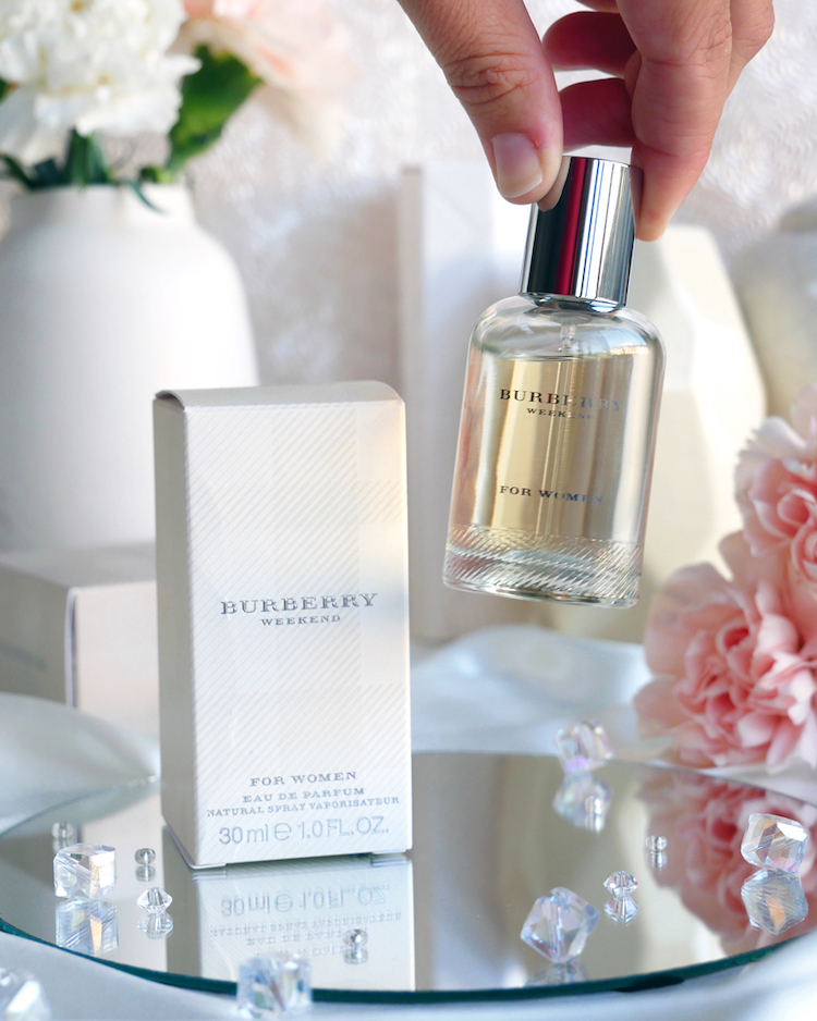 Burberry Weekend for Women Review: Sweet & Citrusy Burberry Weekend for Women EDP