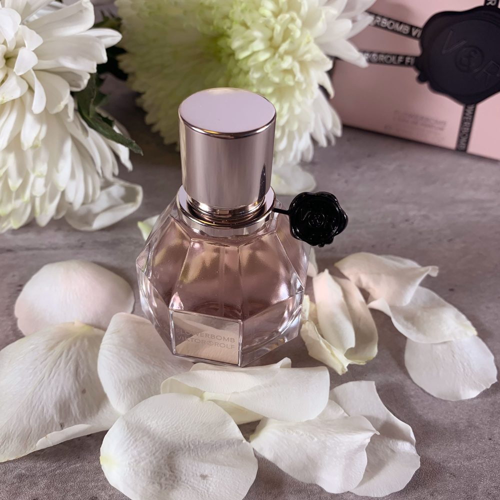 Viktor & Rolf Flowerbomb Perfume Review: Is It Worth It? Viktor & Rolf Flowerbomb Perfume