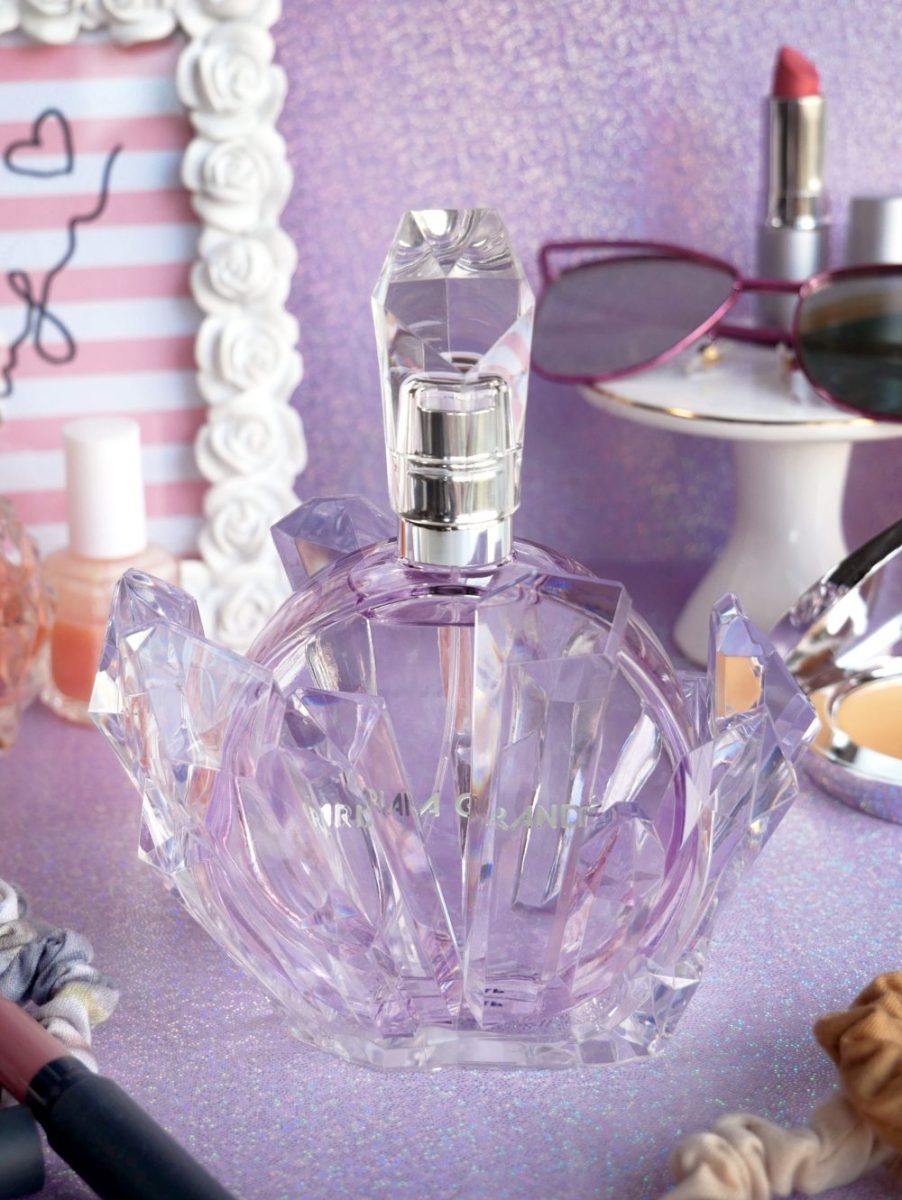 Ariana Grande R.E.M. Perfume Review: Sweet & Dreamy Ariana Grande REM Perfume 1