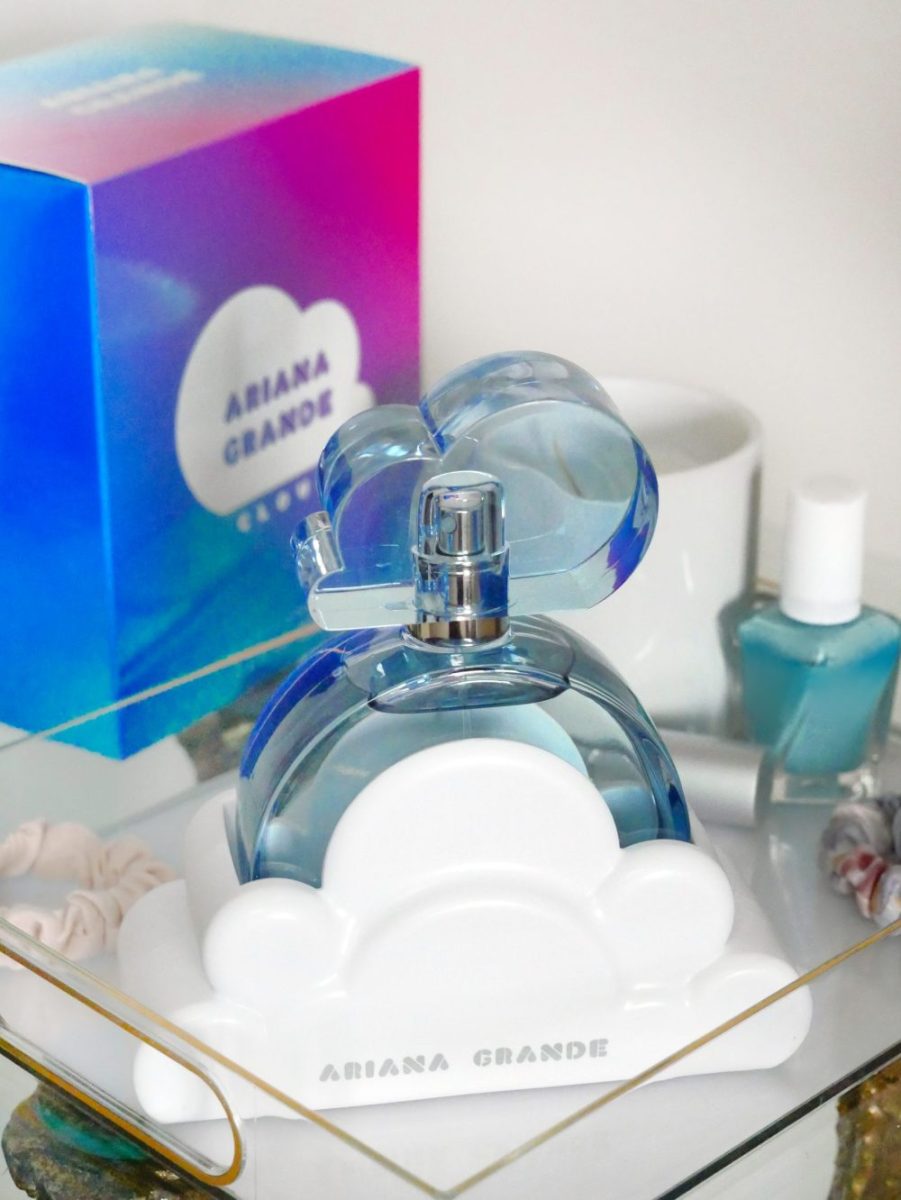 Ariana Grande Cloud Reviewed: A Subtle Musky Perfume Cloud by Ariana Grande 4