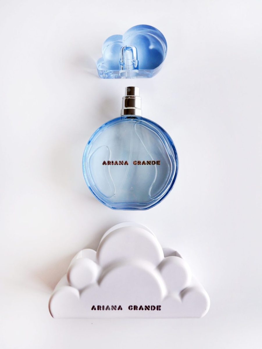 Ariana Grande Cloud Reviewed: A Subtle Musky Perfume Cloud by Ariana Grande 5