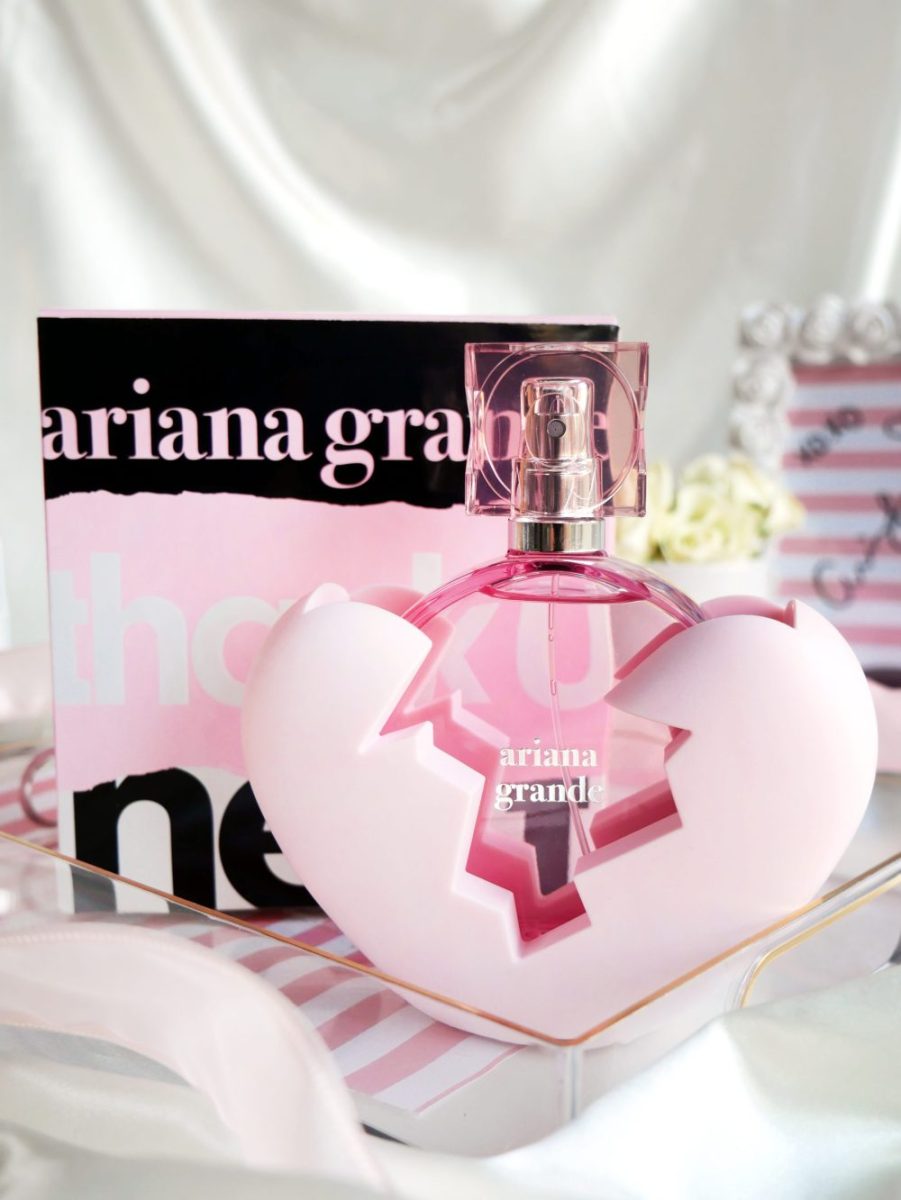 Ariana Grande Thank U, Next Perfume Reviewed: Cool Yet Playful Ariana Grande Thank U Next Perfume 1