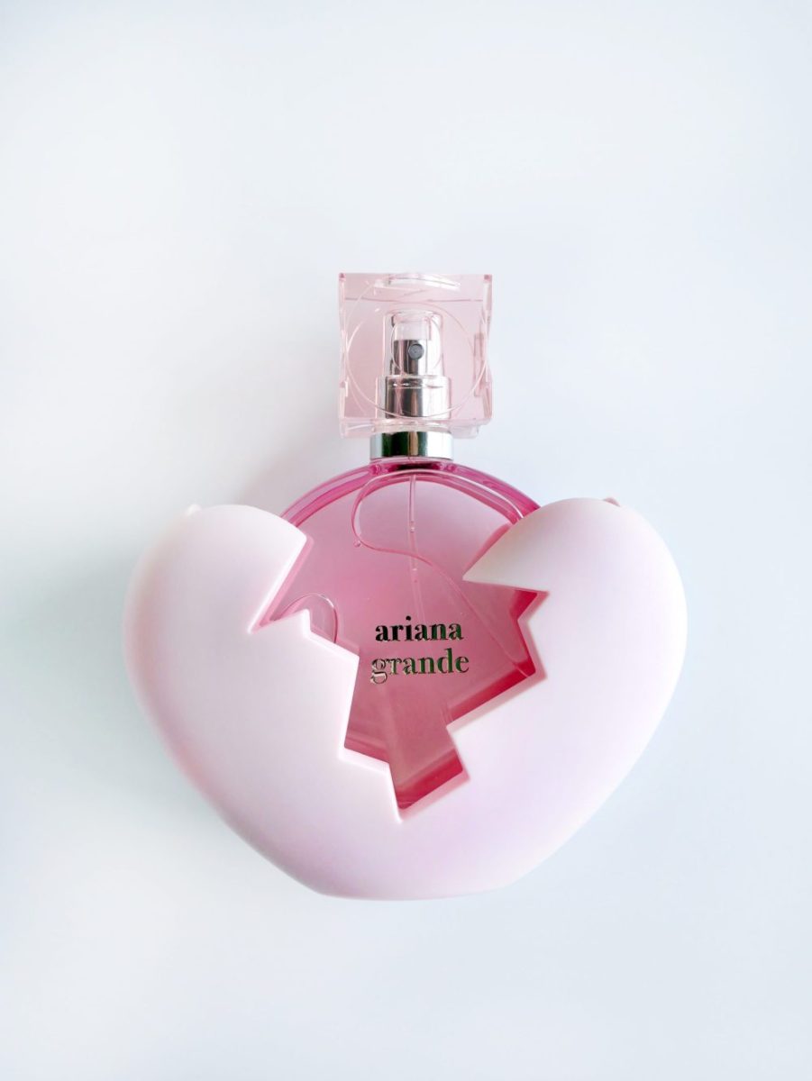 Ariana Grande Thank U, Next Perfume Reviewed: Cool Yet Playful Ariana Grande Thank U Next Perfume 2