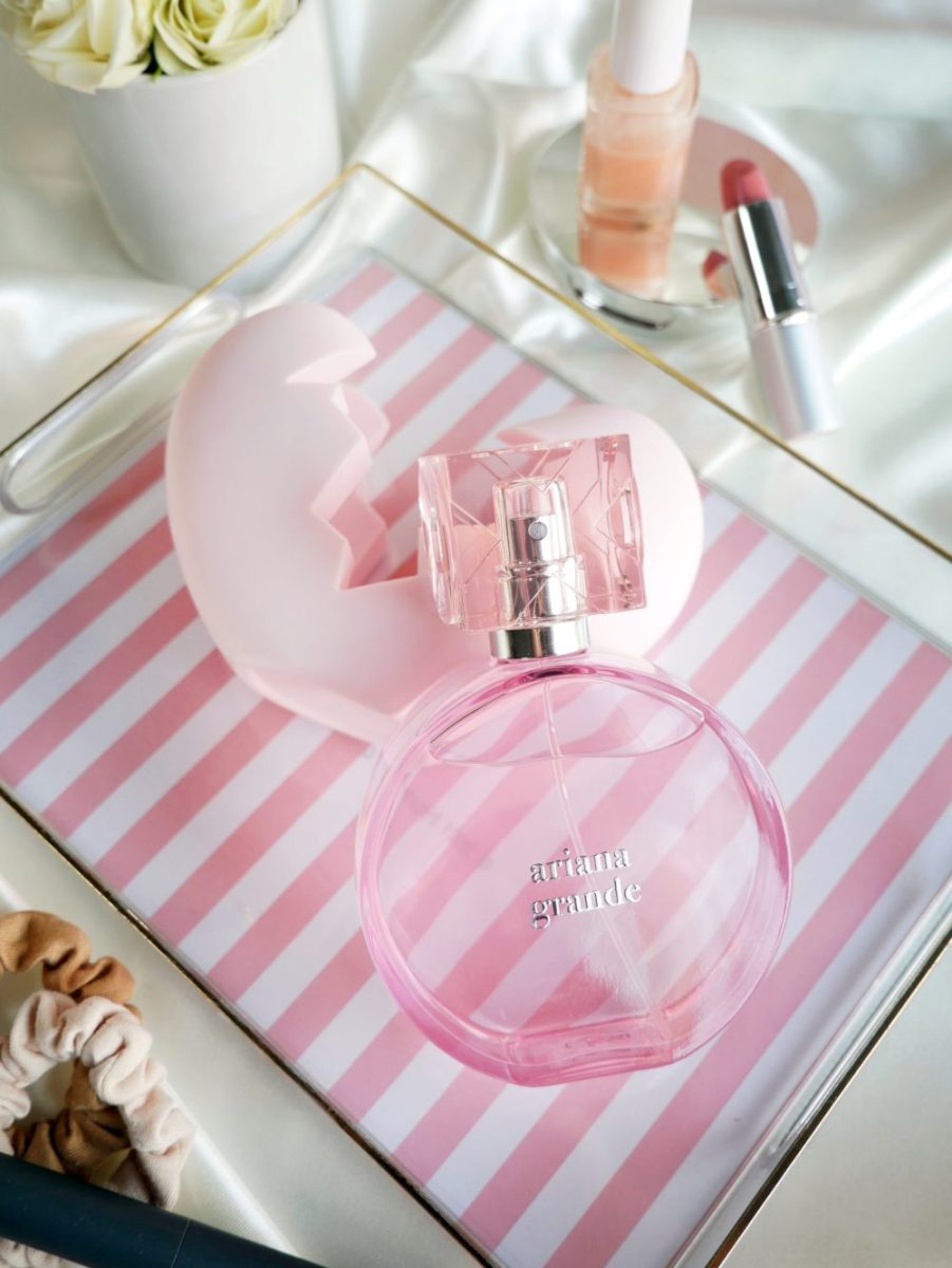 Ariana Grande Thank U, Next Perfume Reviewed: Cool Yet Playful Ariana Grande Thank U Next Perfume 4