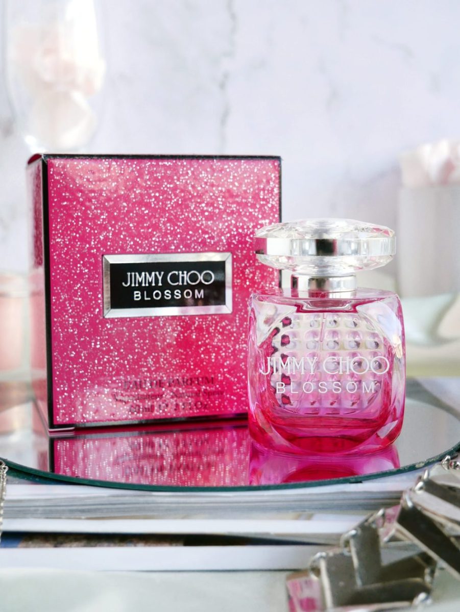 8 Best Jimmy Choo Perfumes for Women Reviewed: Full Of Elegance & Glamor Jimmy Choo Blossom EDP