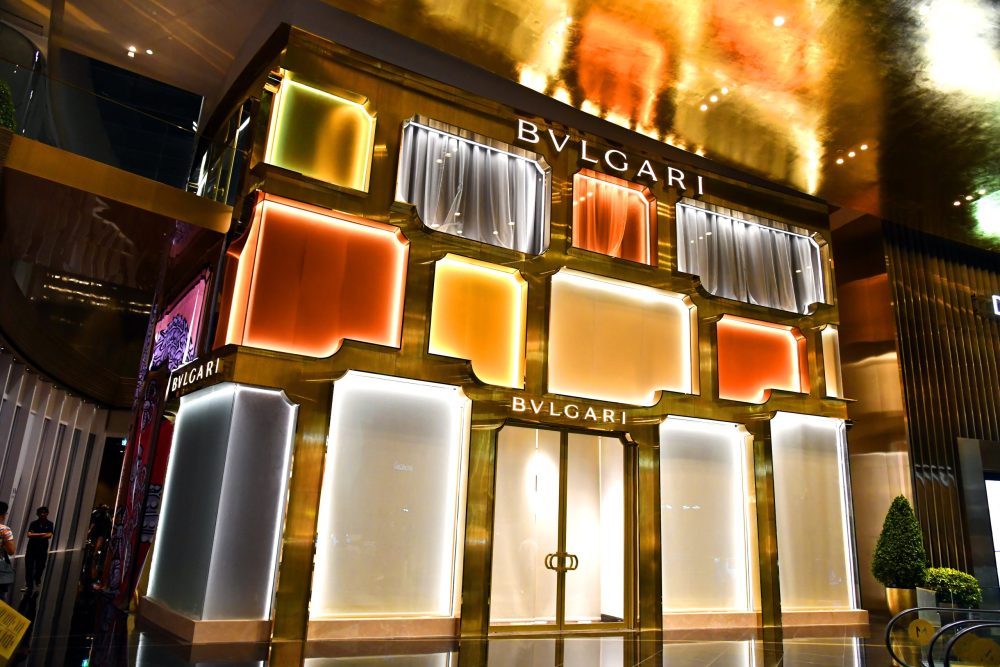 14 Best Bvlgari Fragrances for Women: Rich, Elegant & Iconic Bvlgari Store