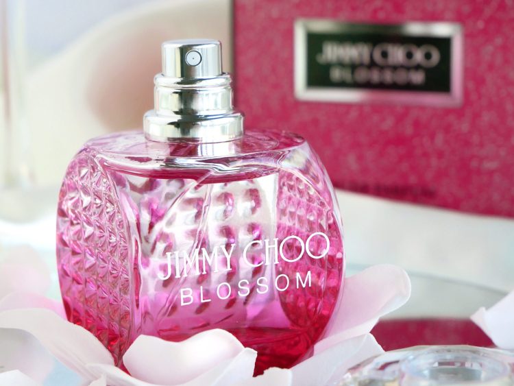 Jimmy Choo Blossom Perfume Reviewed: Bright & Exciting Scent For Your Next Nightout Jimmy Choo Blossom EDP