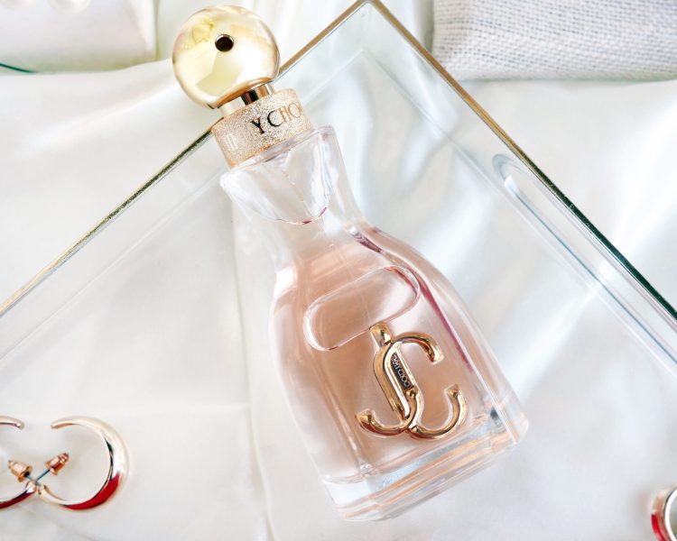 Jimmy Choo I Want Choo Perfume Reviewed: Soft, Sparkling & Feminine Jimmy Choo I Want Choo Perfume