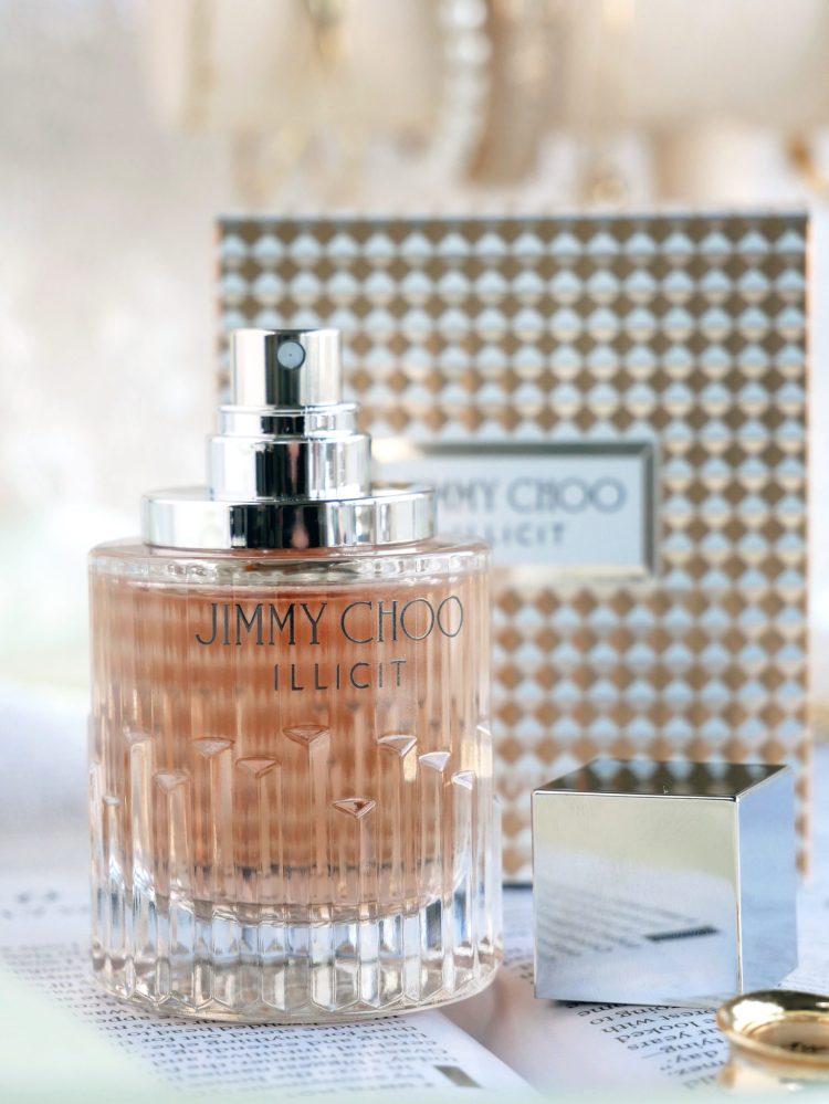 Jimmy Choo Illicit Perfume Review: Bold & Full Of Elegance Jimmy Choo Illicit Perfume 4