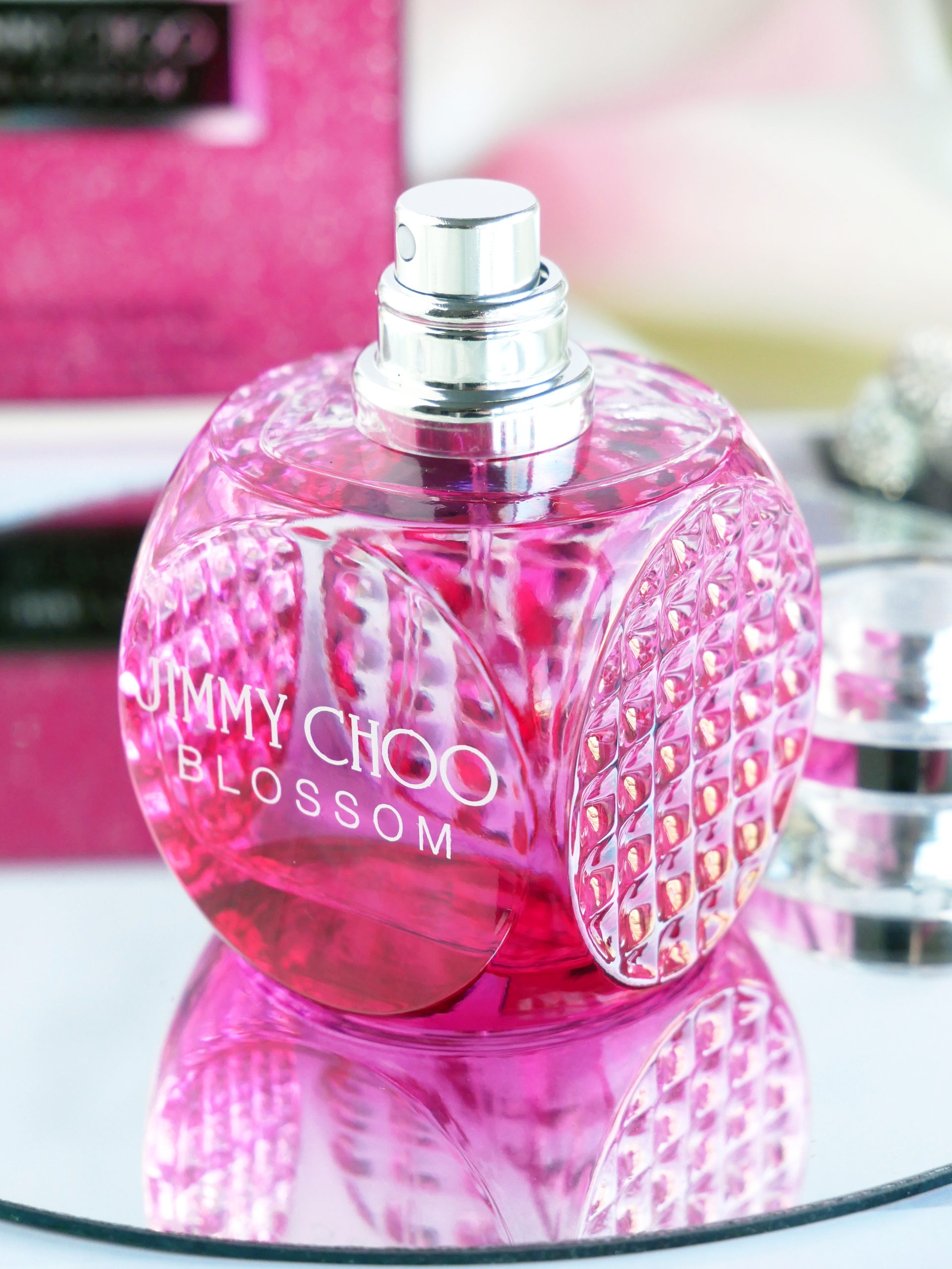 Jimmy Choo Blossom Perfume Reviewed: Bright & Exciting Scent For Your Next Nightout Jimmy Choo Perfume 3