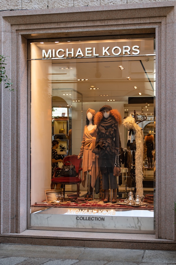 Michael Kors Sexy Blossom Eau de Parfum Spray Review: Classic & Versatile Michael Kors Outlet