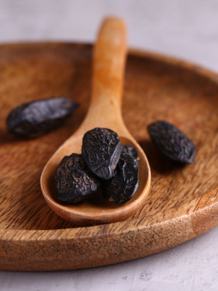 Versace Dreamer Cologne Review: Perfect For Outdoors tonka beans