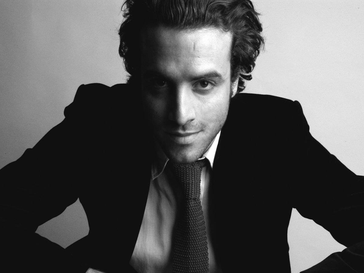 Juliette Has a Gun Not a Perfume Review: Clean, Unique & Floral Romano Ricci