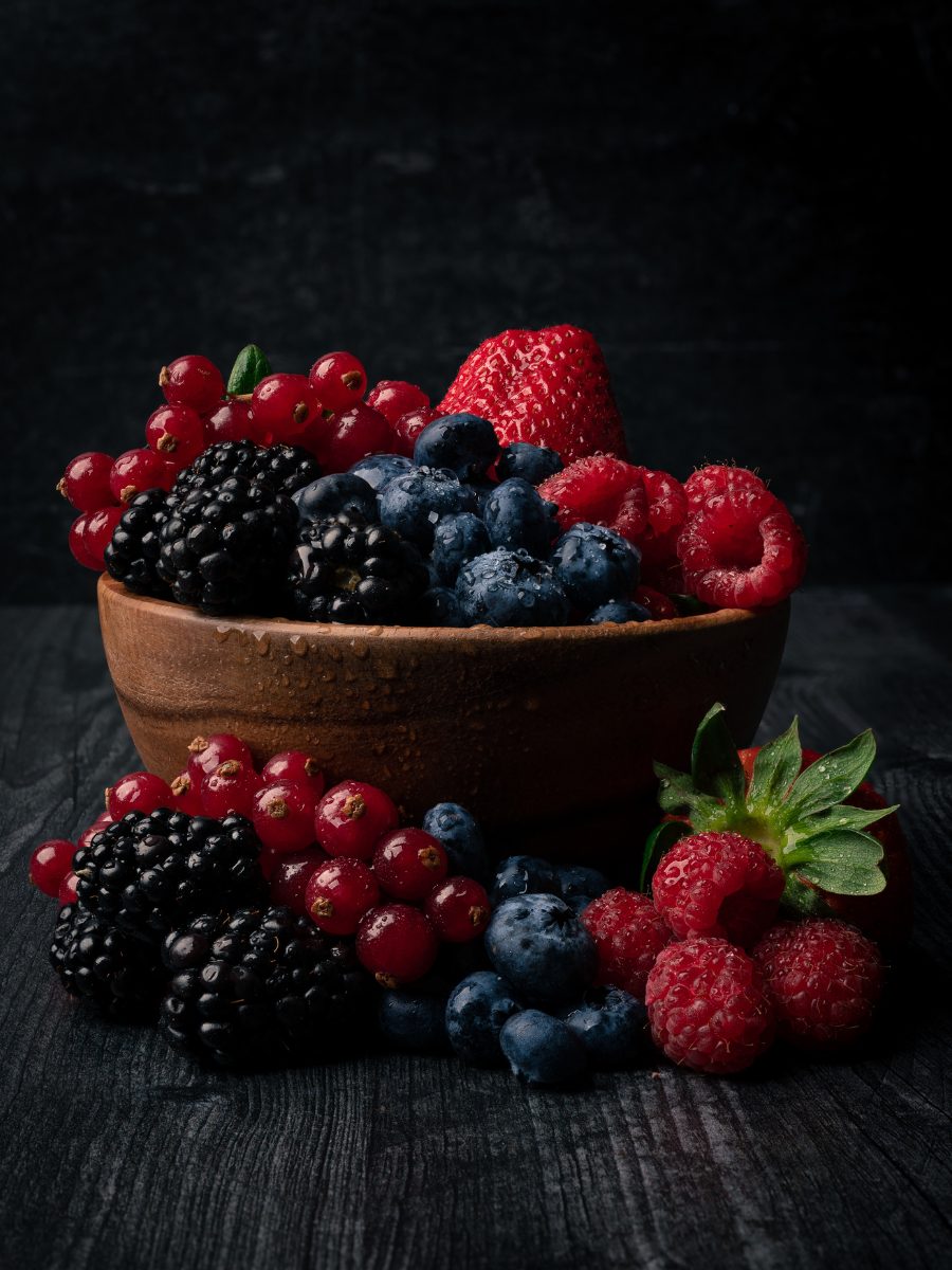 Burberry For Her Review: A Joyful, Fresh & Fruity Scent a bowl full of strawberries and raspberries