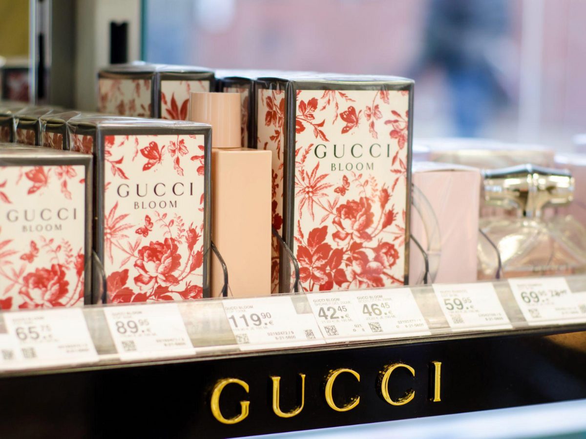 Gucci Bloom Review: Classic Yet Unique White Floral Scent Gucci Bloom Perfume Bottle