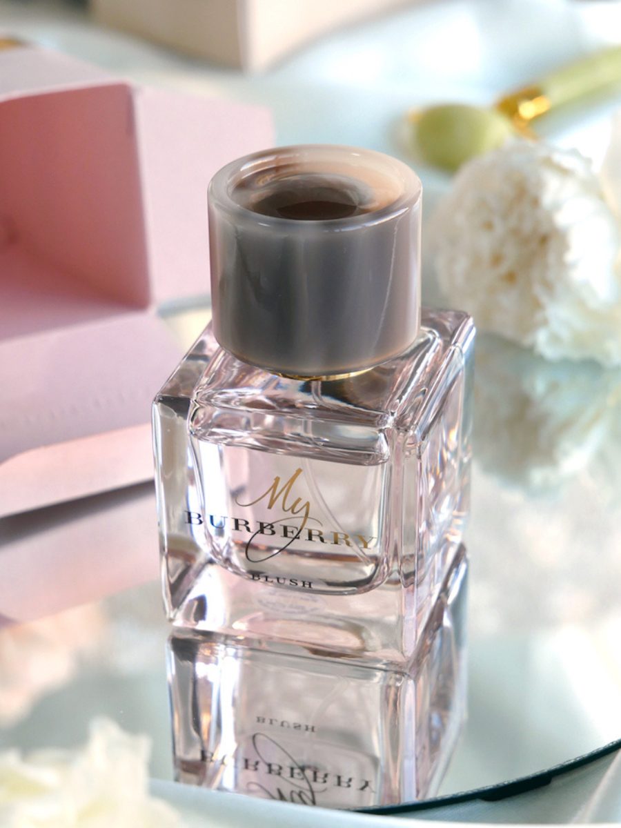 My Burberry Blush for Women Review: Fresh, Bright & Woody My Burberry Blush for Women Review: Fresh, Bright & Woody