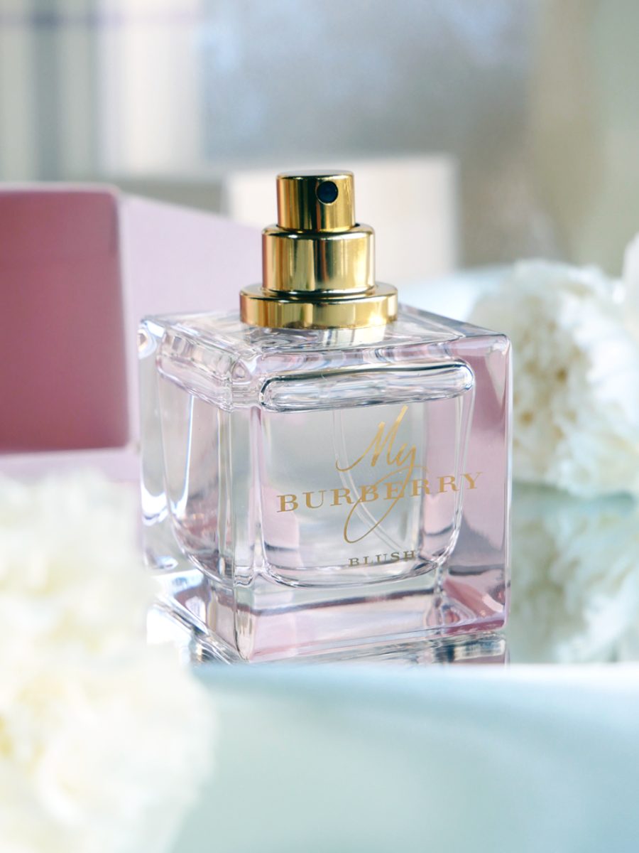 My Burberry Blush for Women Review: Fresh, Bright & Woody My Burberry Blush for Women Review: Fresh, Bright & Woody