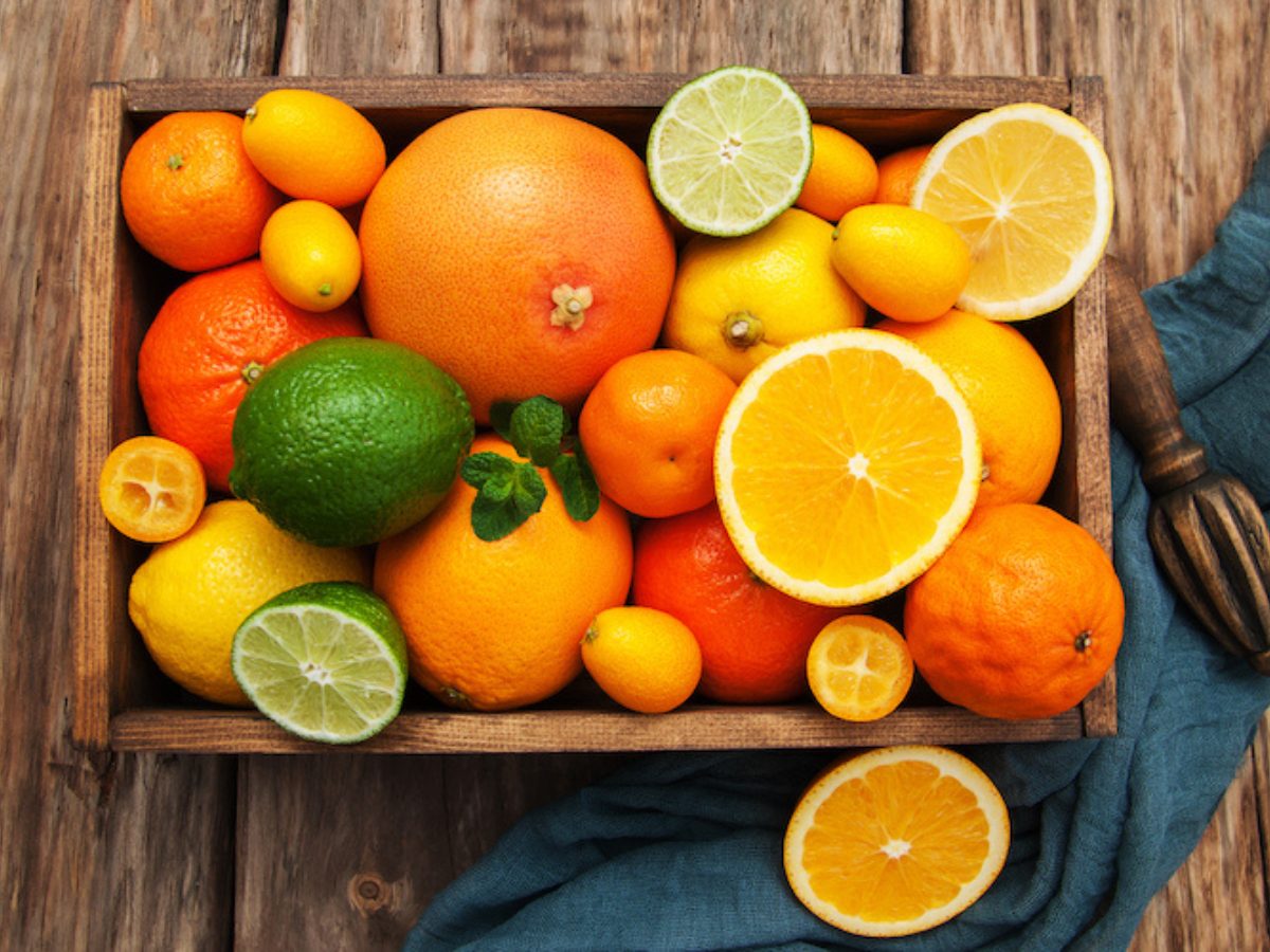 25 Best Citrus Scents: Simply Refreshing & Uplifting Citrus Fruits