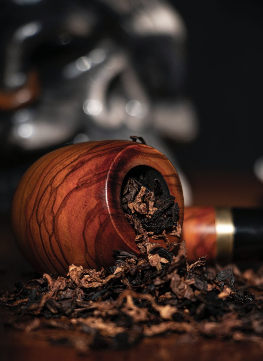 9 Tobacco Cologne Favorites: Rich, Warm, & Grounding Tobacco Pipe